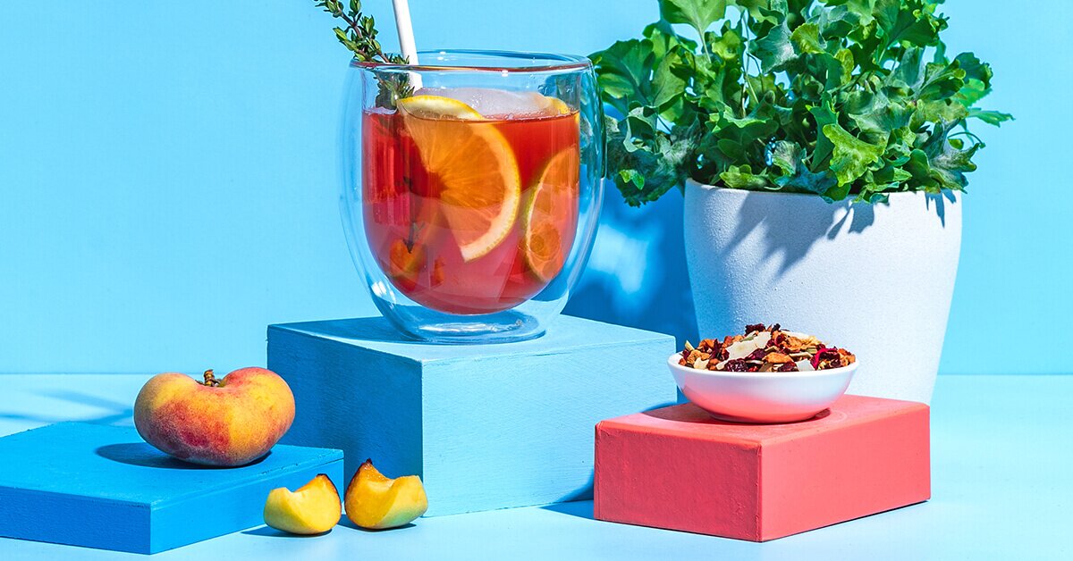 Peachy ginger lemonade