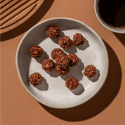 mymuesli Bio Crunchy Bites Super Choc auf dem Teller
