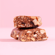 mymuesli Bio Protein Müsliriegel Wild Berry ausgepackt