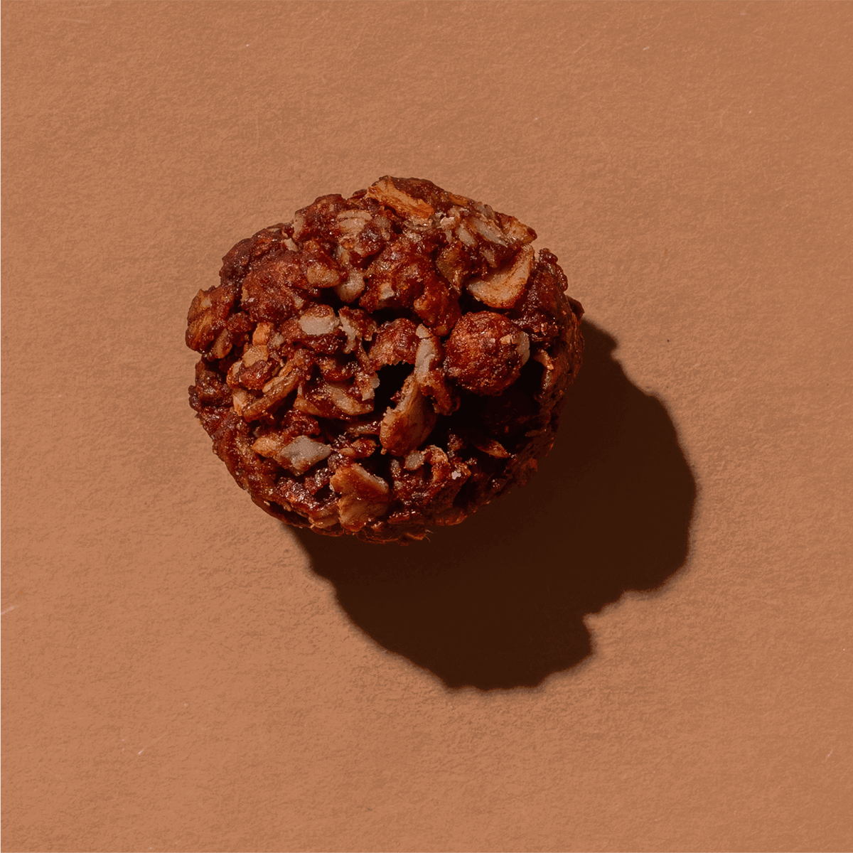 Einzelne mymuesli Bio Super Choc Crunchy Bites Kugel