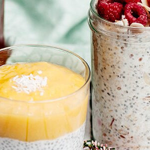Chia-Pudding meets mango Lassi
