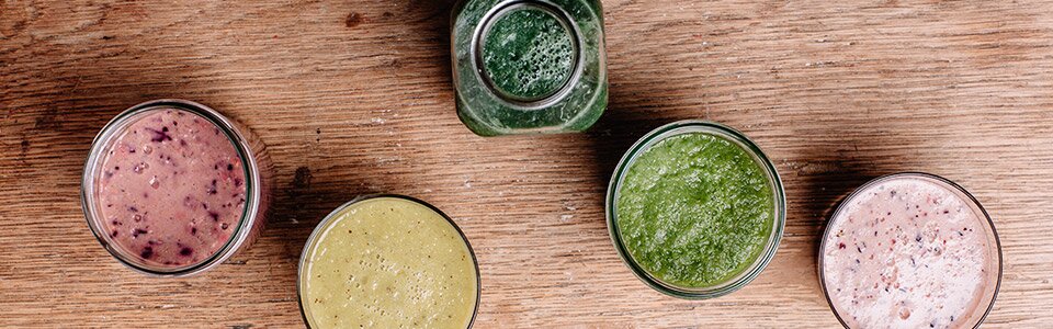 Mango-Beeren-Smoothie
