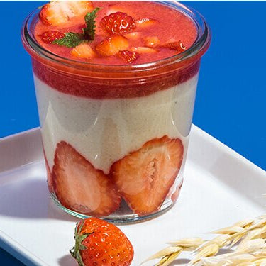 Griessbrei mit Erdbeertopping