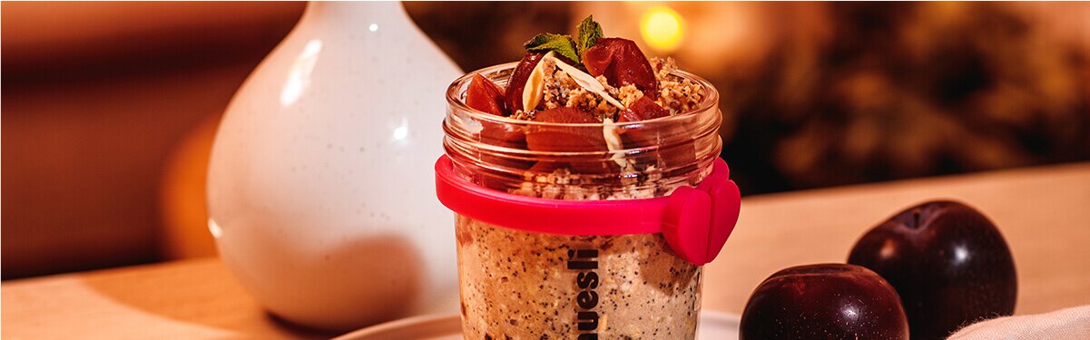 Pflaume Zimt Crumble Topping im Glas