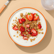 Portionsbecher Strawberry Almond Crunchy Granola 12er Pack