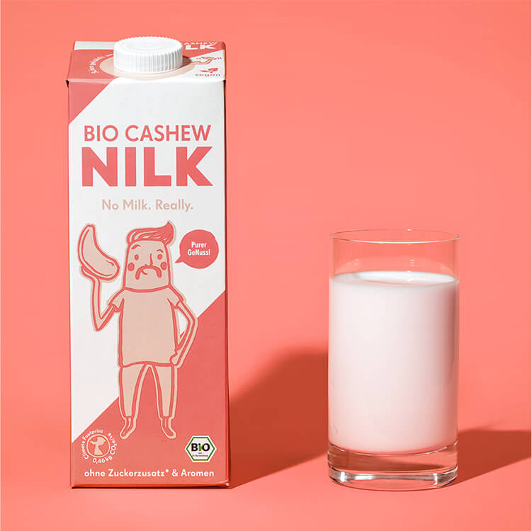 cashewnilk-1.jpg