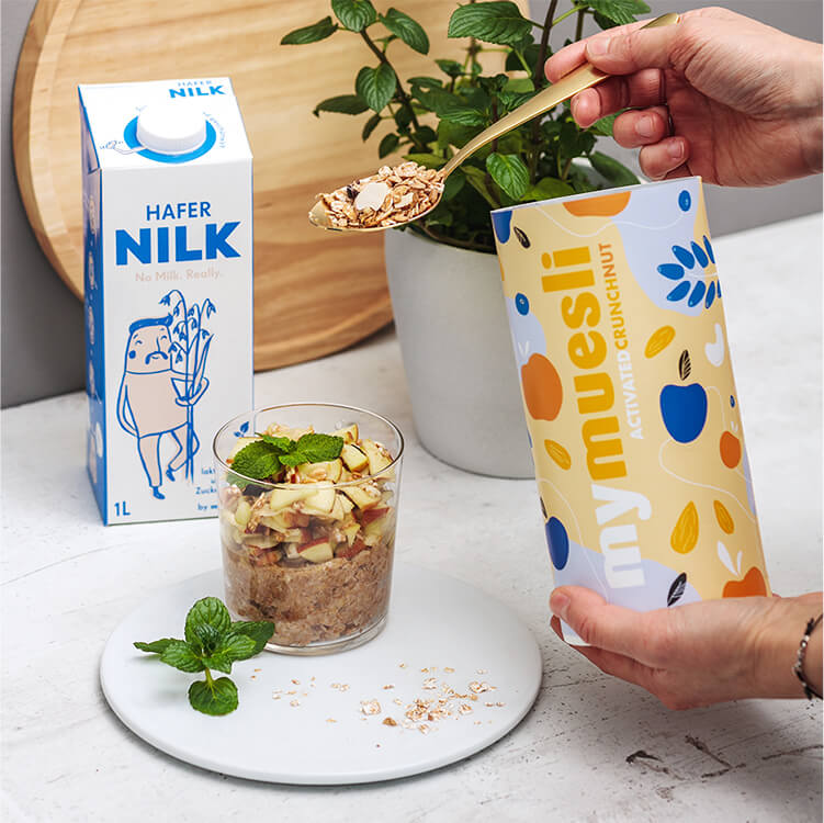 Feel Good Overnights mit Haferdrink daneben