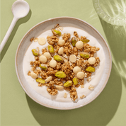 mymuesli Bio White Choc Pistachio Crunch Müslischale