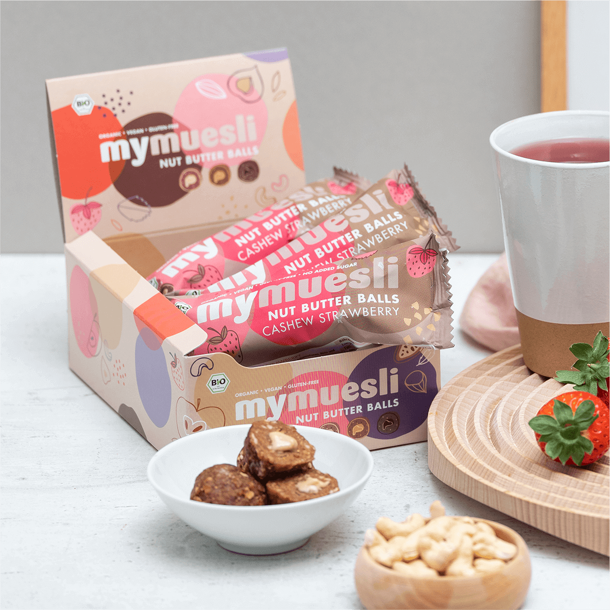 7x3 Nut Butter Balls Cashew Strawberry