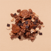 mymuesli Bio Chocolate Müsli Zutaten mit Schokoplättchen und Schokoflakes