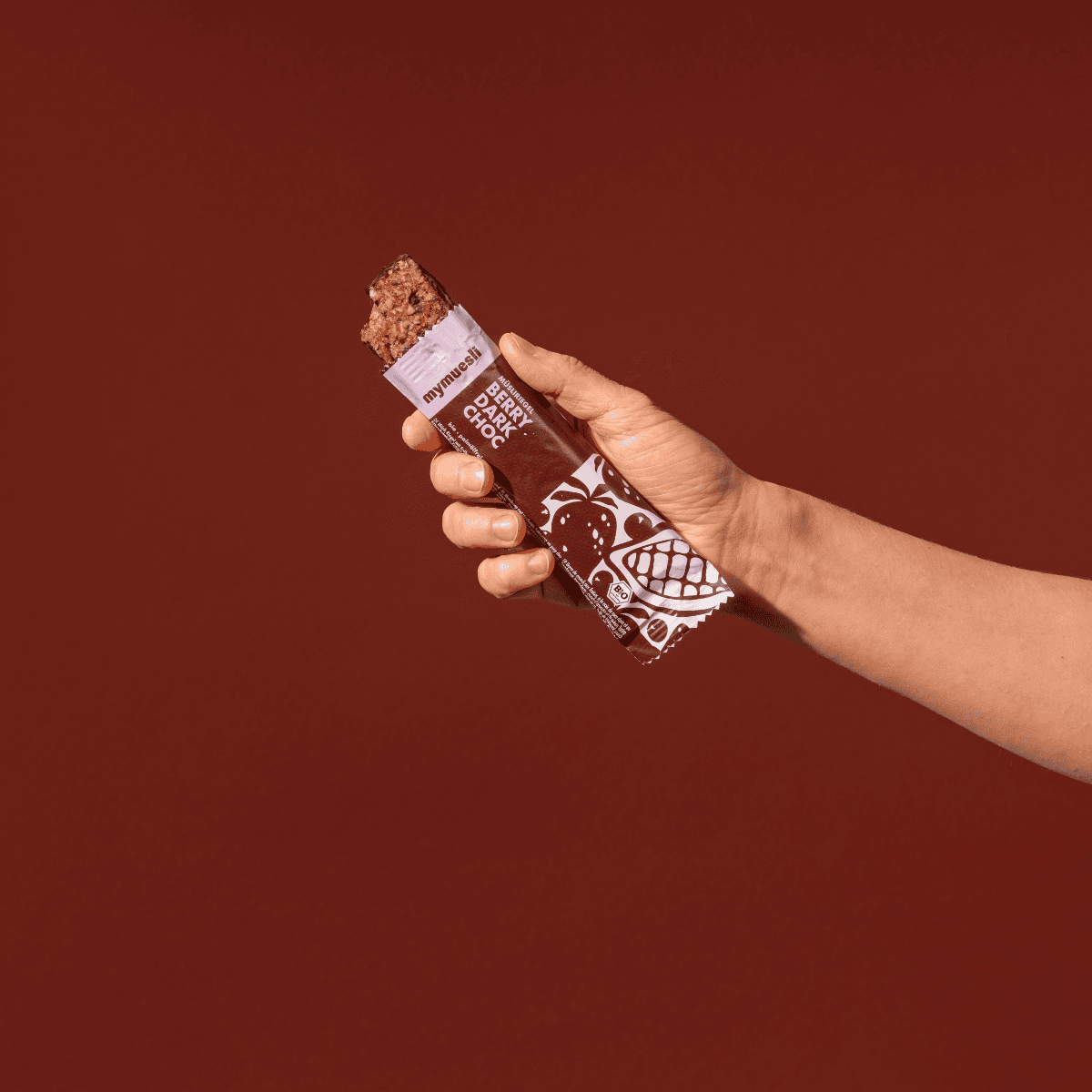 Der mymuesli Müeliriegel in der Sorte Berry Dark Choc