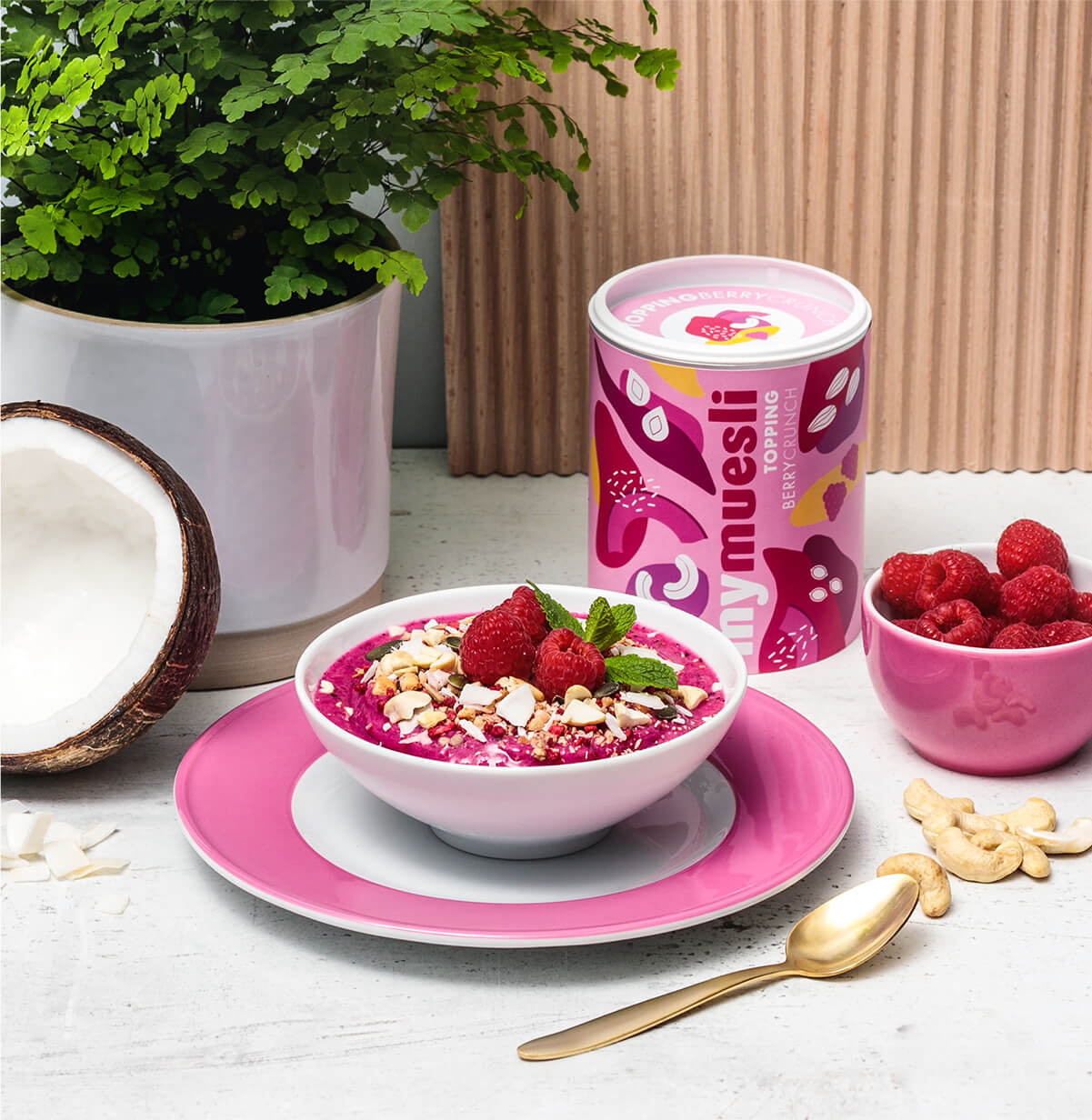 teaser4col-mood-muesli-toppings-berrycrunch.jpg