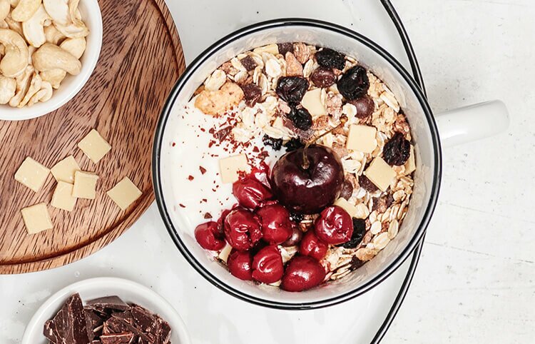 article3b-cherrystracciatella.jpg
