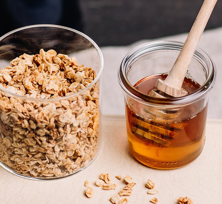 article4b-brombeergranola.jpg